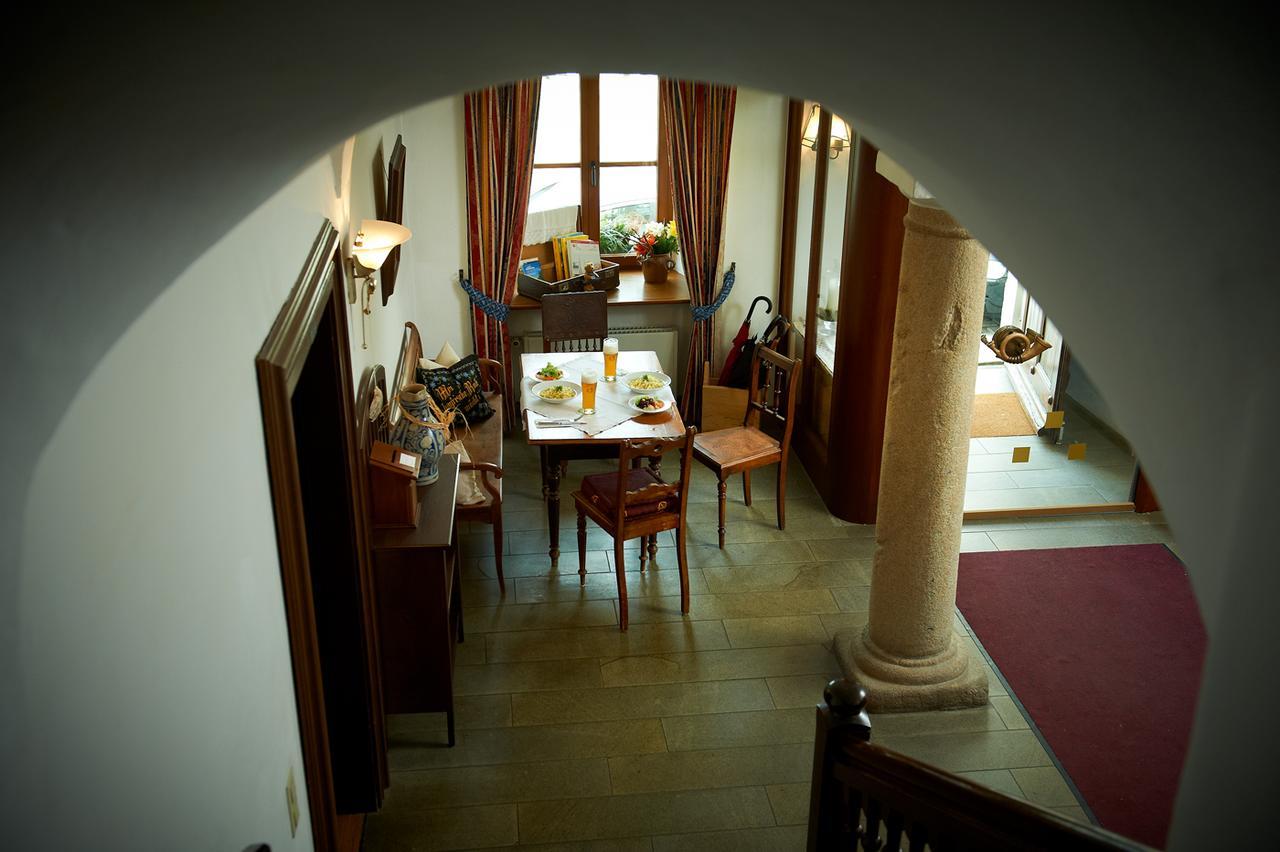 Hotel Zur Post Kötzting エクステリア 写真